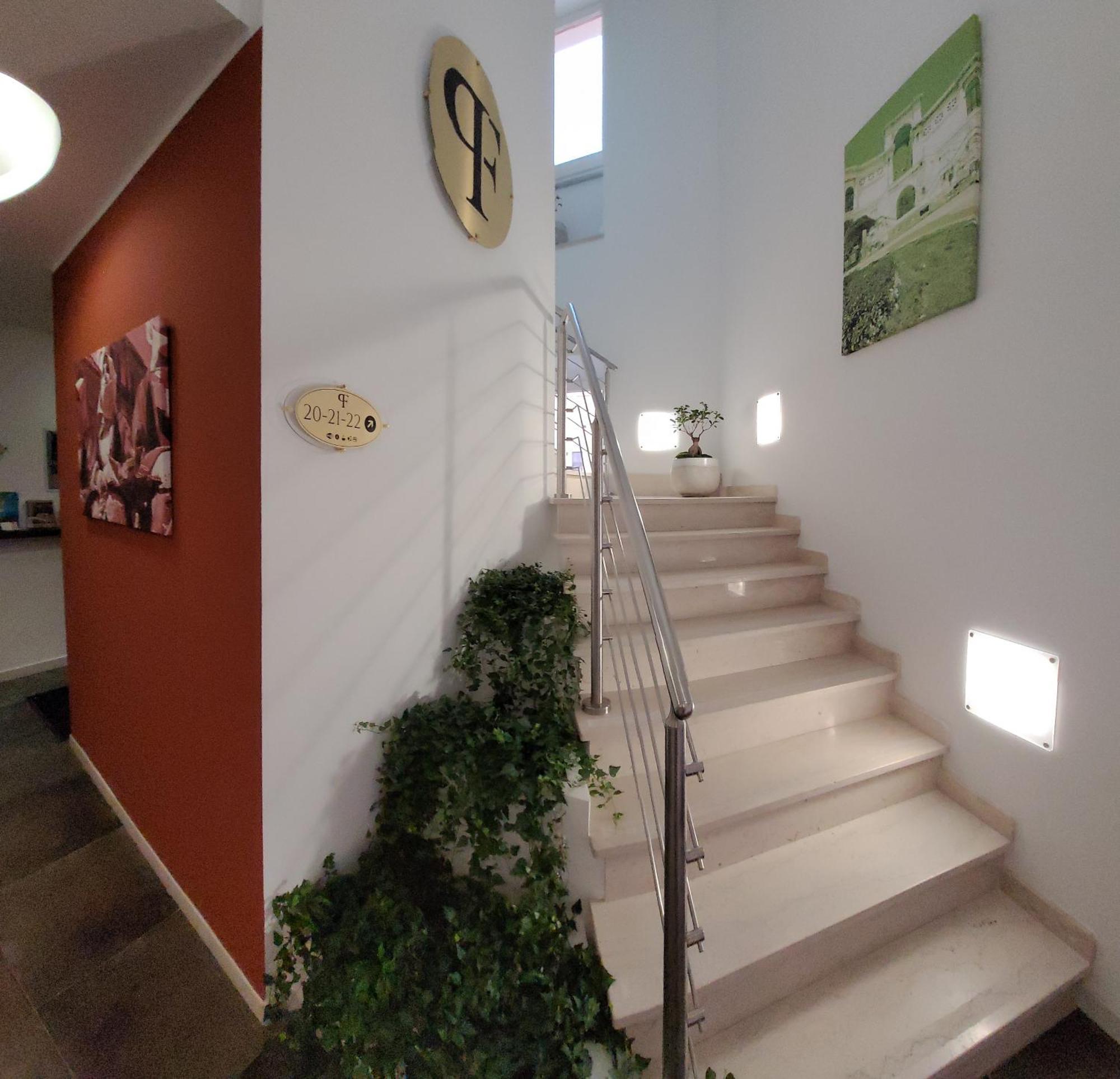 Palazzo Ferrucci Luxury Suites Cagliari Exterior foto